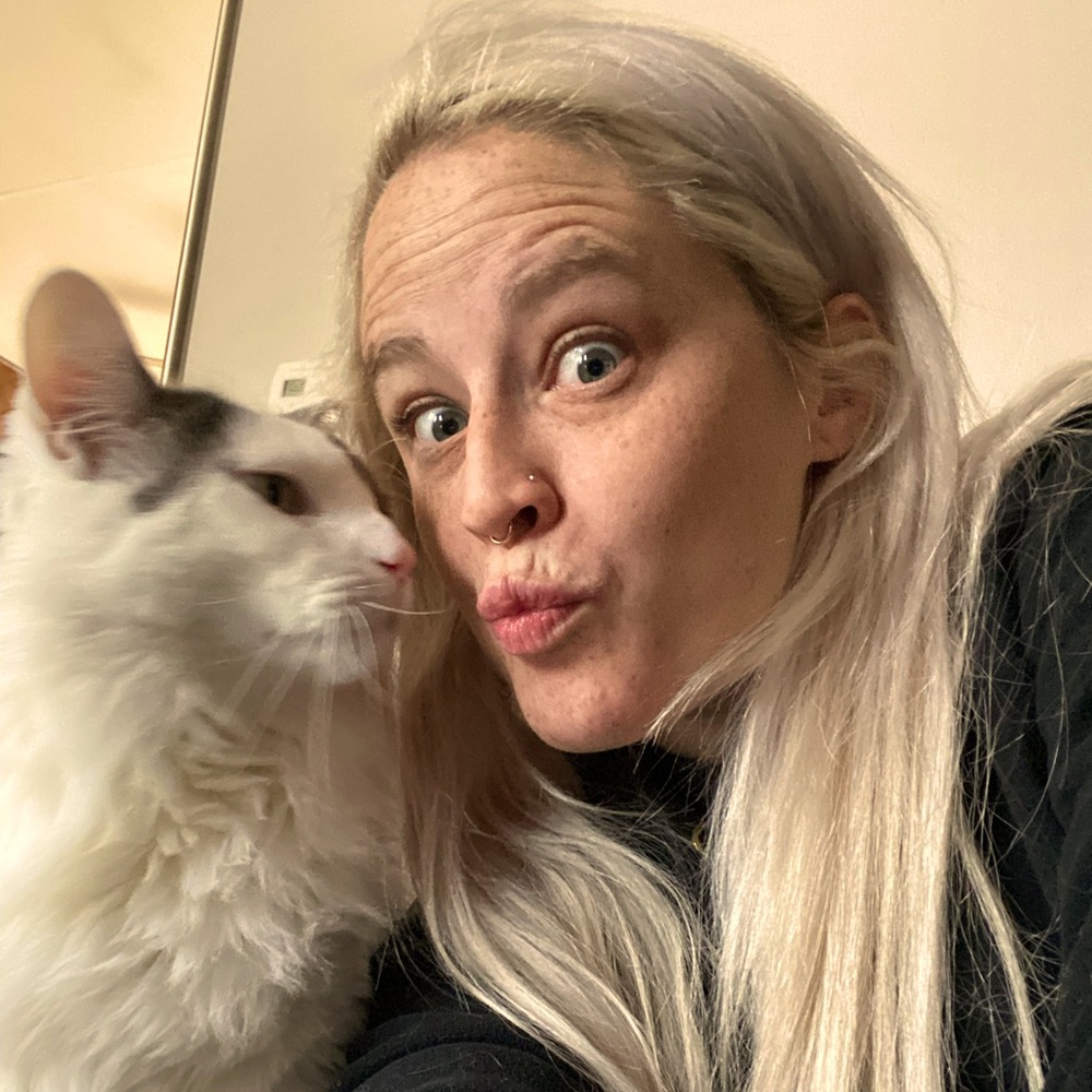 Meet your Posher, Lexi